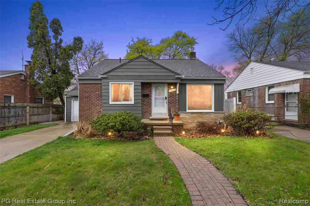 Homes For Rent - 4307 Cooper Avenue <br/> Royal Oak, MI 48073