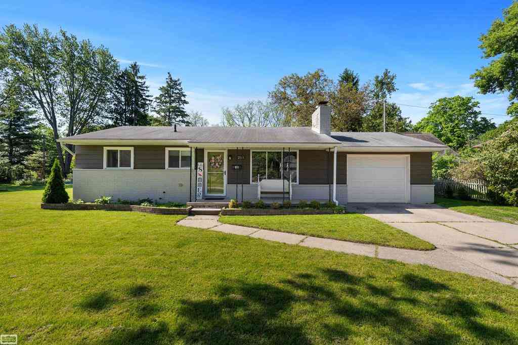 Homes For Sale - 218 Ewell Street <br/> Macomb County, Romeo, MI 48065