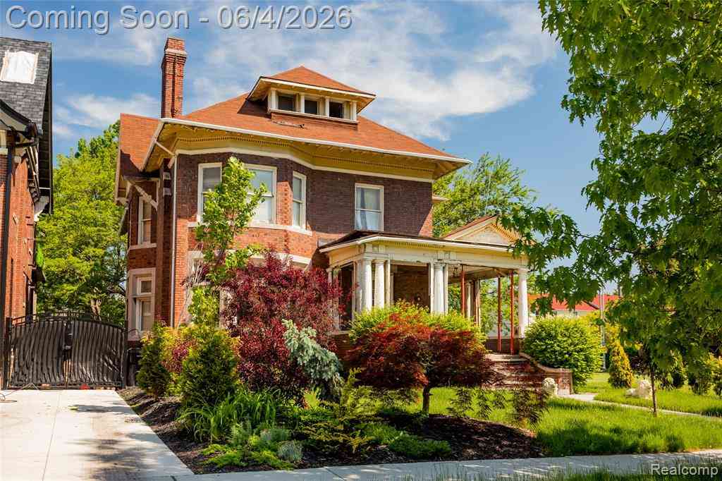 Homes For Sale - 620 Virginia Park Street <br/> Detroit, MI 48202