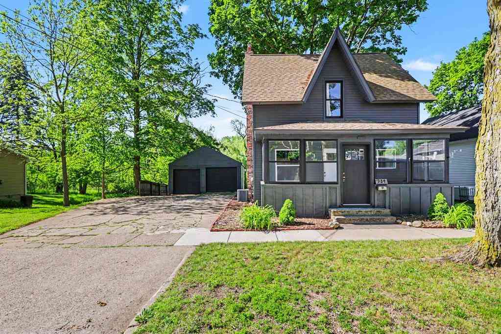 Homes For Sale - 734 E Green Street <br/> Calhoun County, Marshall, MI 49068