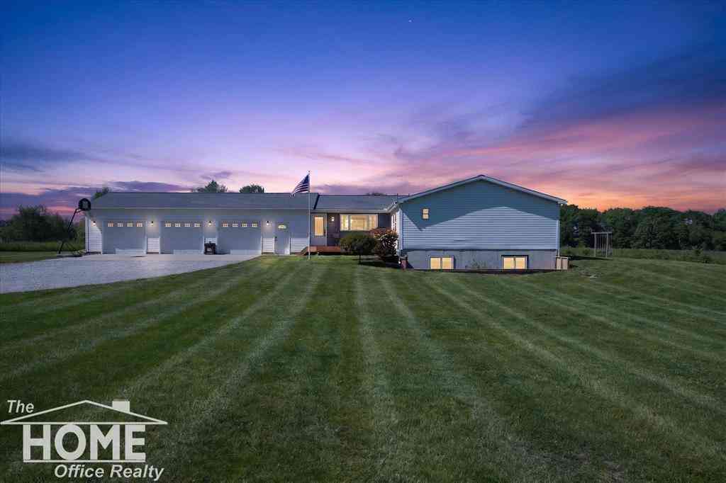 Homes For Sale - 10975 E Grand River Avenue <br/> Ionia County, Portland, MI 48875