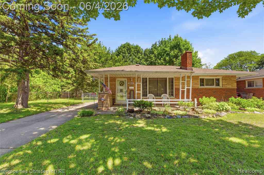 Homes For Sale - 9610 Norborne  <br/> Redford, MI 48239