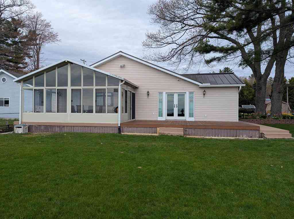 Homes For Sale - 488 N Huron Road <br/> Au Gres, MI 48703