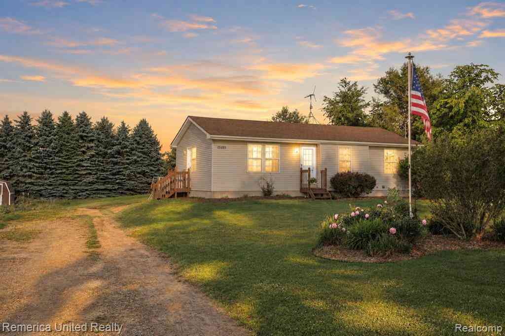 Homes For Sale - 15489 Bird Road <br/> Genesee County, Linden, MI 48451
