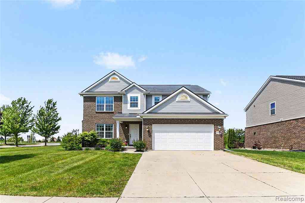 Homes For Sale - 7558 Abigail Dr  <br/> Ypsilanti, MI 48198