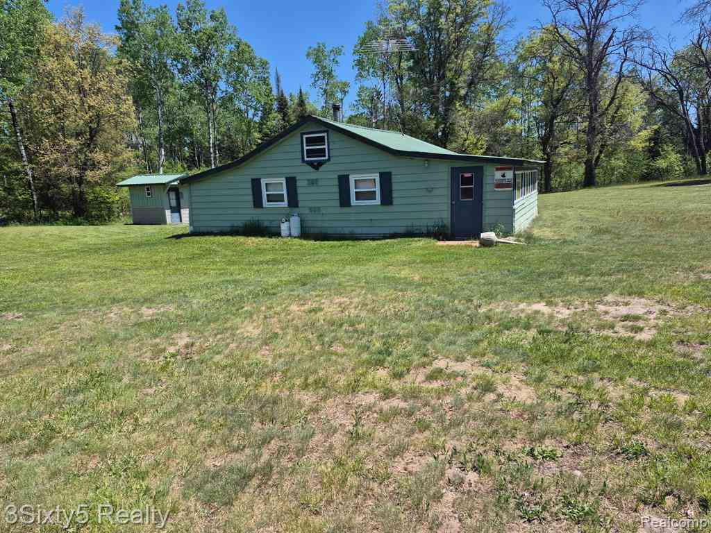 Homes For Sale - 11425 Cherry Trail <br/> Grayling, MI 49738