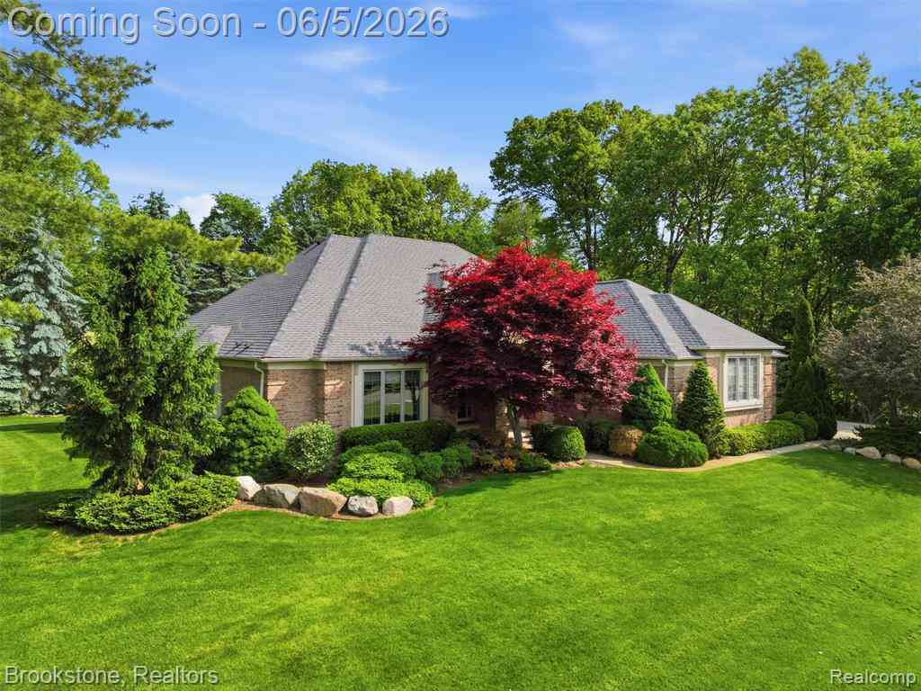 Homes For Sale - 9523 Quail Ridge Run <br/> Brighton, MI 48114
