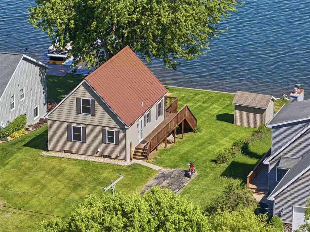 Homes For Sale - 17300 Warrior Drive <br/> Montcalm County, Howard City, MI 49329