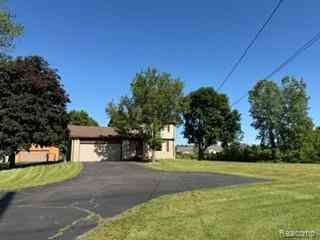 Homes For Sale - 24001 Inkster Road <br/> Wayne County, New Boston, MI 48164
