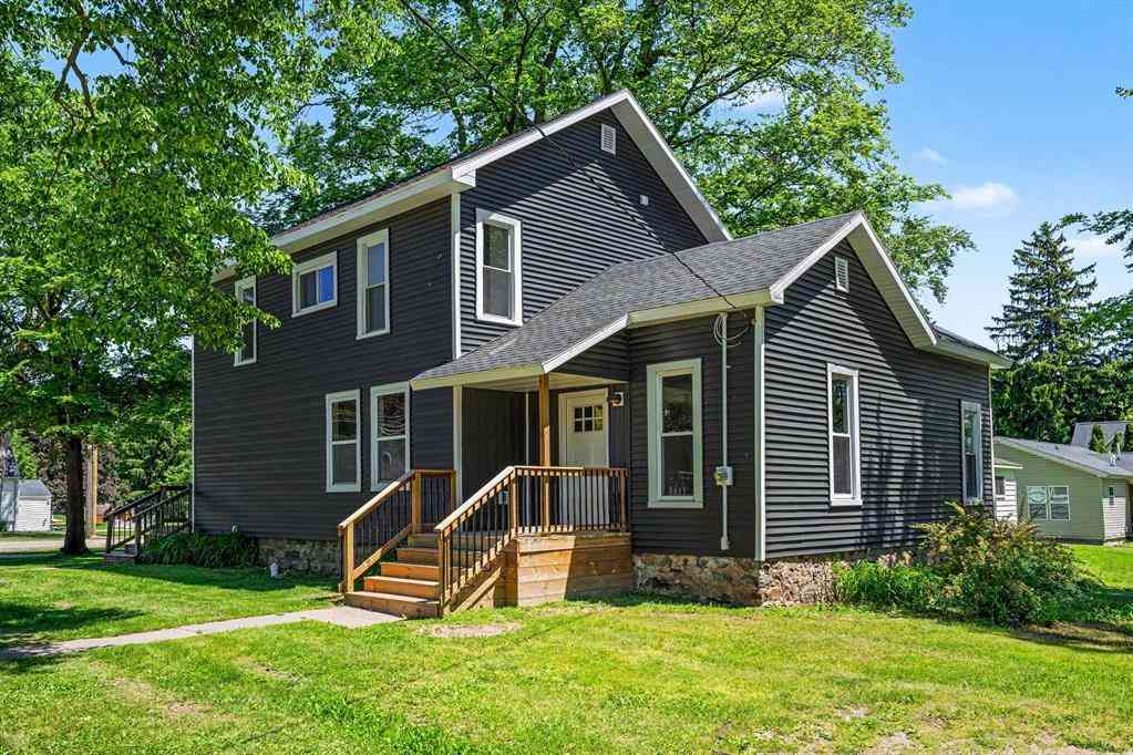 Homes For Sale - 230 N Union Street <br/> Ithaca, MI 48847