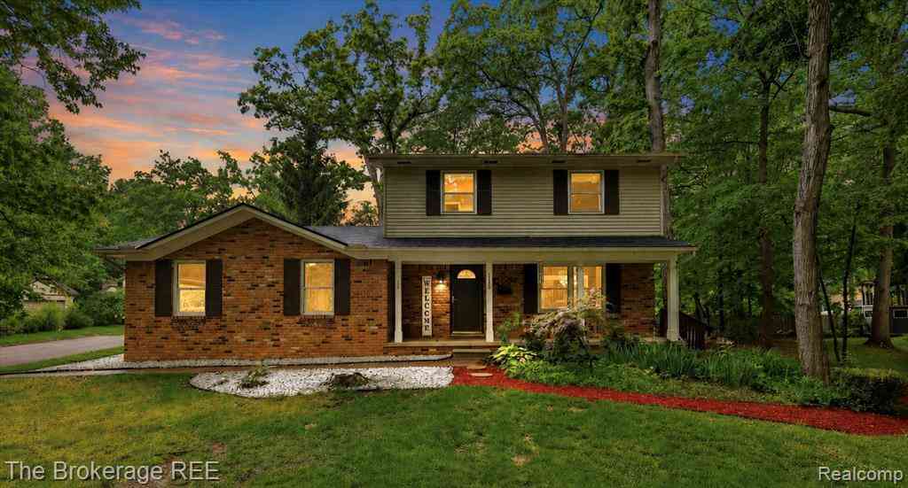 Homes For Sale - 5639 Cross Village Road <br/> Genesee County, Grand Blanc, MI 48439