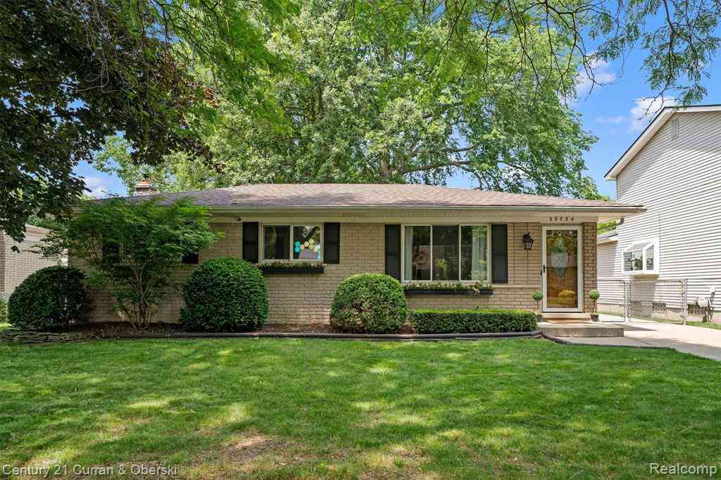 Homes For Sale - 39734 Scottsdale Drive <br/> Canton, MI 48188