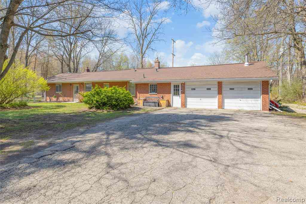 Homes For Sale - 16000 S Huron River Drive <br/> Wayne County, Romulus, MI 48174