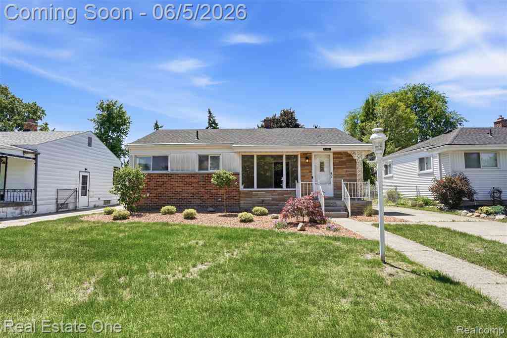 Homes For Sale - 33441 Alta Street <br/> Garden City, MI 48135