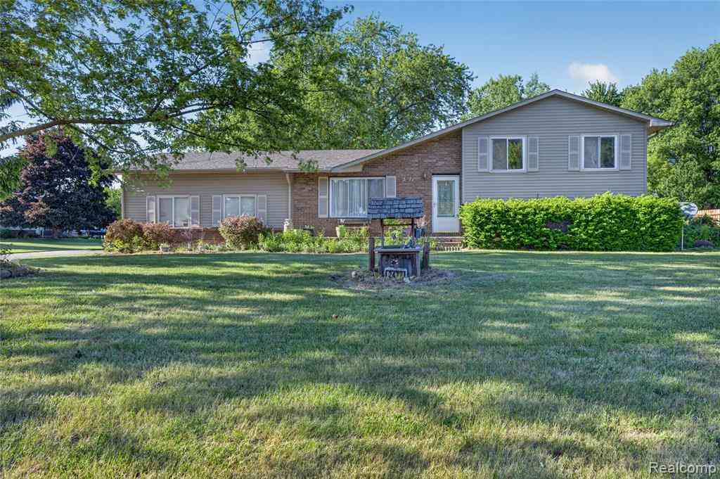 Homes For Sale - 2471 Valley Church Drive <br/> Clio, MI 48420