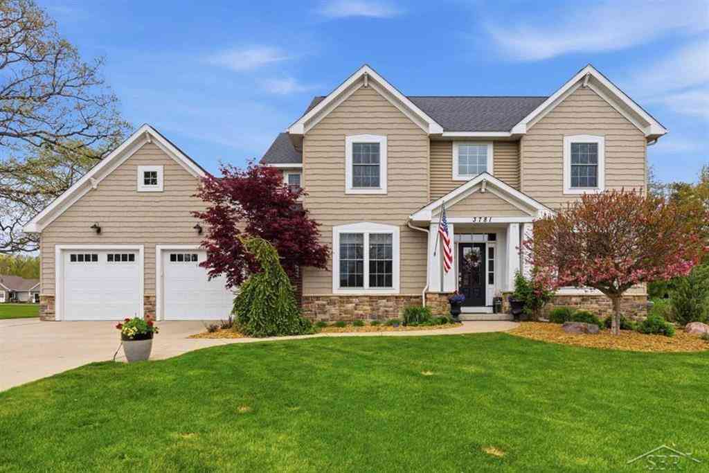 Homes For Sale - 3781 Susan Lane <br/> Midland, MI 48642