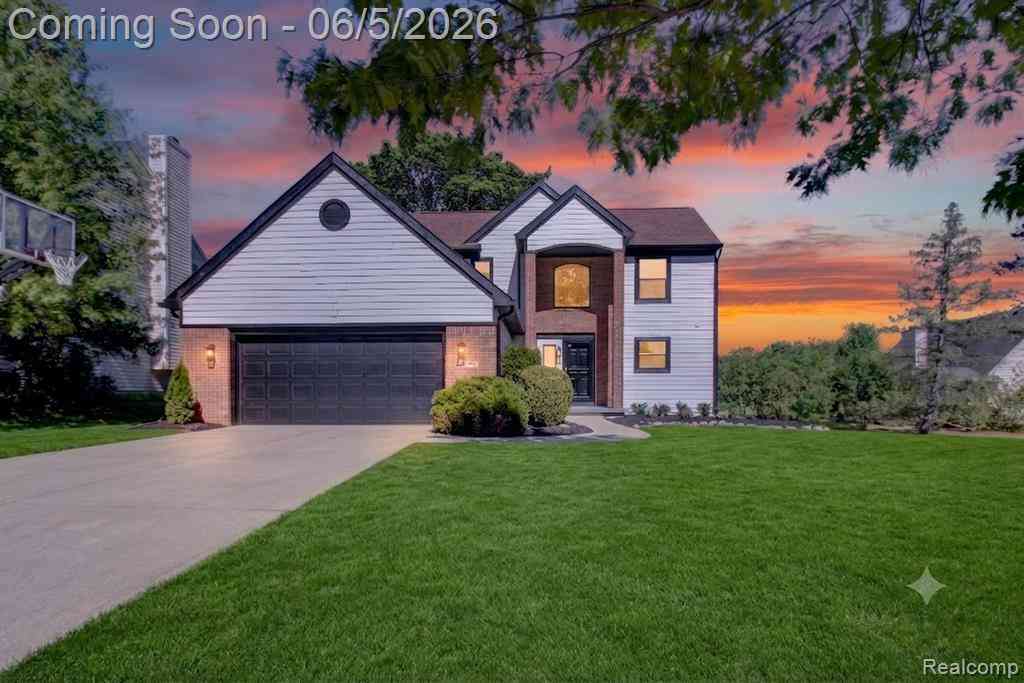 Homes For Sale - 3901 Highlander Way W W<br/> Ann Arbor, MI 48108