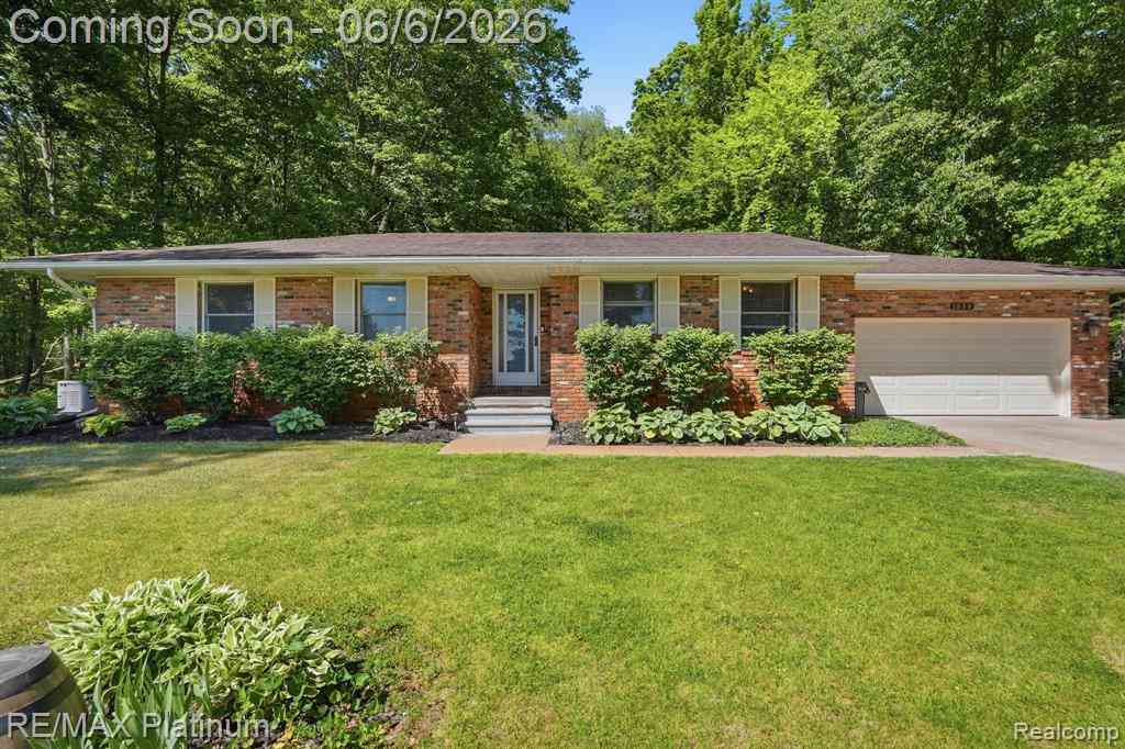 Homes For Sale - 1539 Clark Lake Road <br/> Brighton, MI 48114