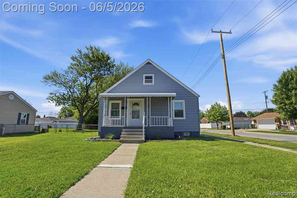 Homes For Sale - 13181 Peach Street <br/> Southgate, MI 48195