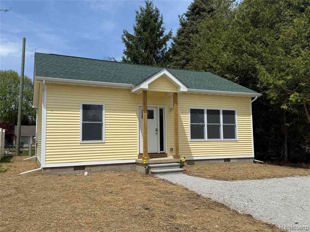 Homes For Sale - 7301 Yale  <br/> Lexington, MI 48450