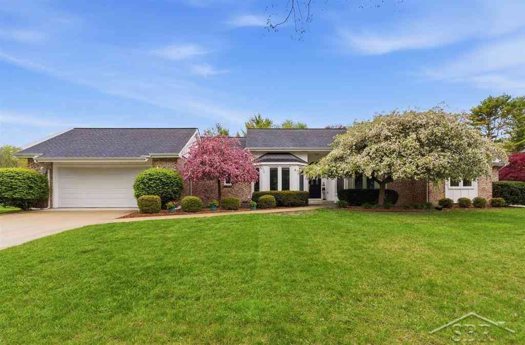 Homes For Sale - 405 Wanetah Drive <br/> Midland, MI 48640