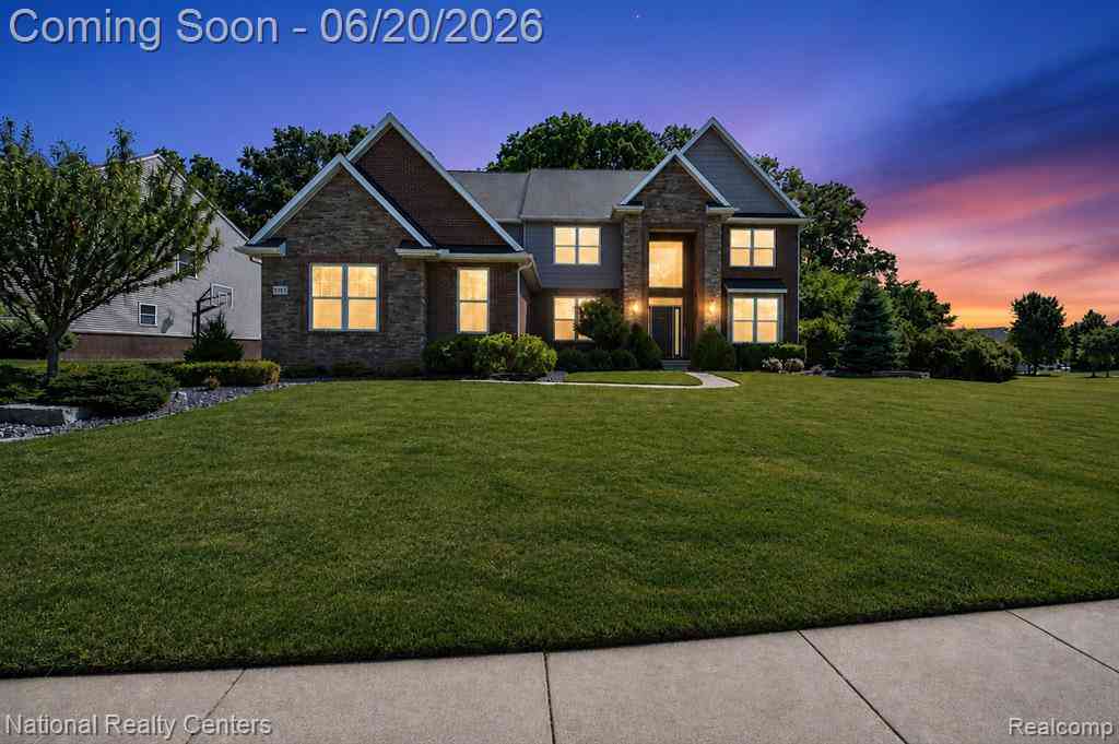 Homes For Sale - 58160 International Drive <br/> South Lyon, MI 48178