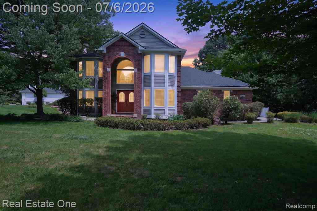 Homes For Sale - 9610 Forest Ridge Drive <br/> Oakland County, Clarkston, MI 48348