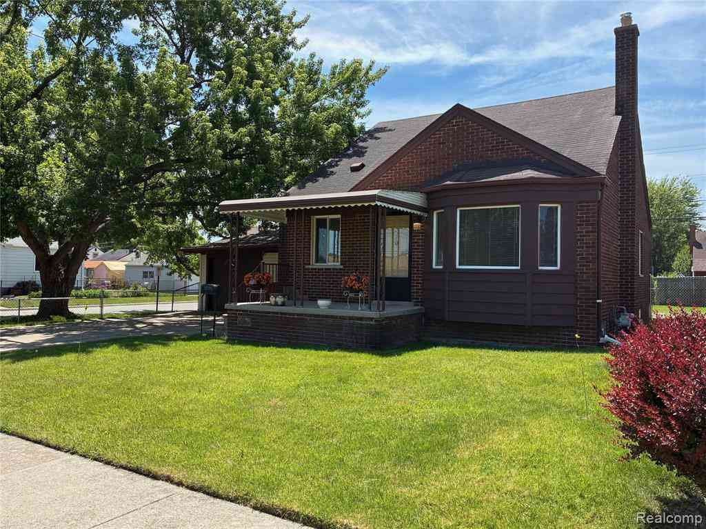 Homes For Sale - 2203 White Avenue <br/> Lincoln Park, MI 48146