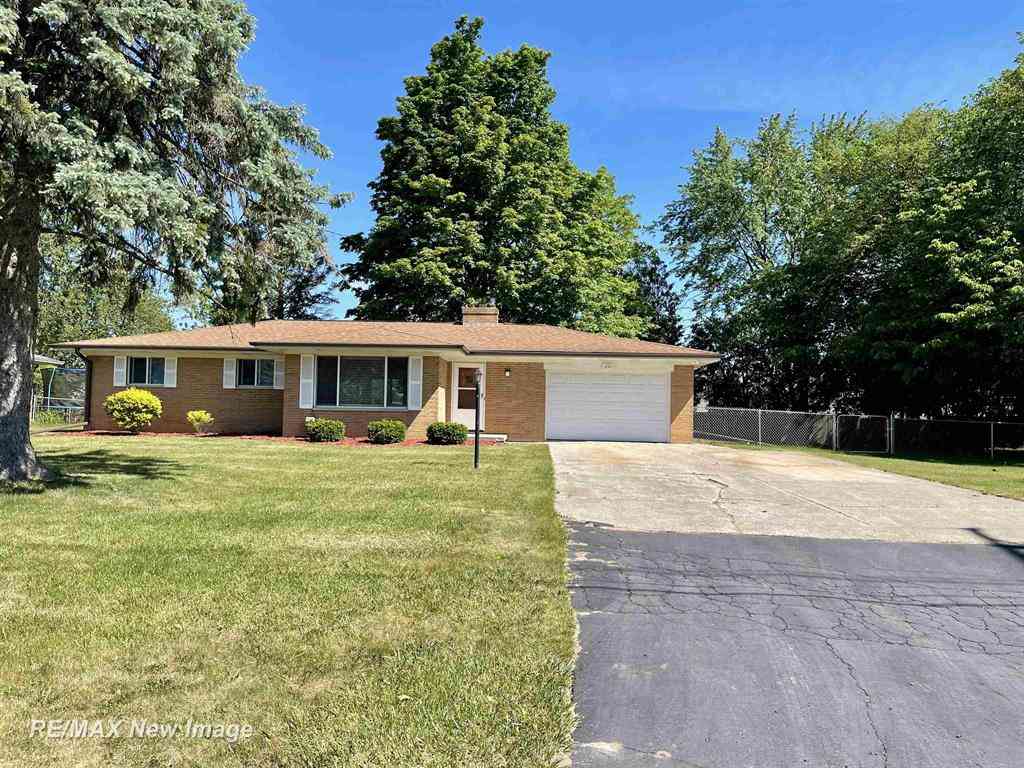 Homes For Sale - 3192 Luther Road <br/> Saginaw County, Saginaw, MI 48603