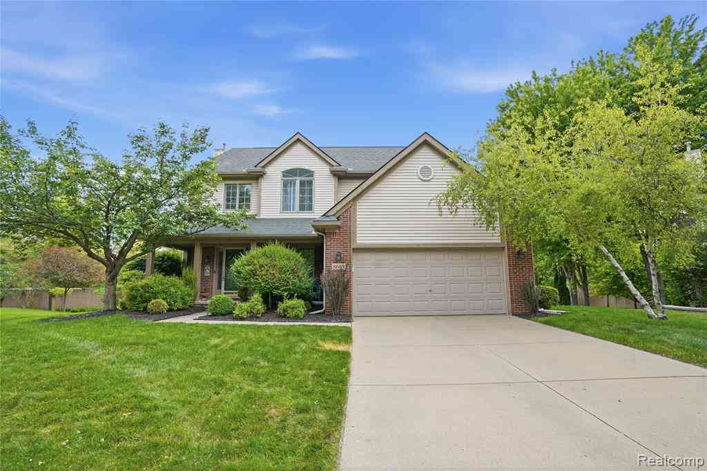 Homes For Sale - 8605 Vista Court <br/> Westland, MI 48185