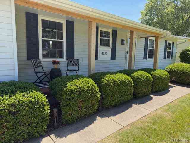 Homes For Sale - 4323 Brayan Drive <br/> Swartz Creek, MI 48473
