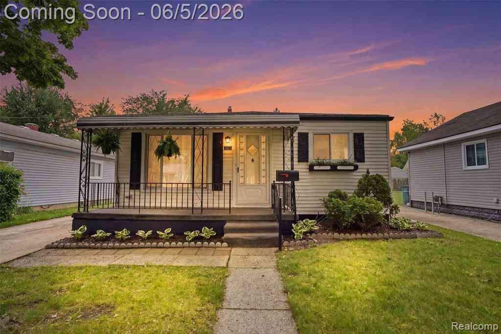 Homes For Sale - 1621 Silman Street <br/> Oakland County, Ferndale, MI 48220
