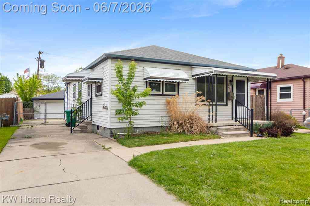 Homes For Sale - 5659 Lathers Street <br/> Wayne County, Garden City, MI 48135