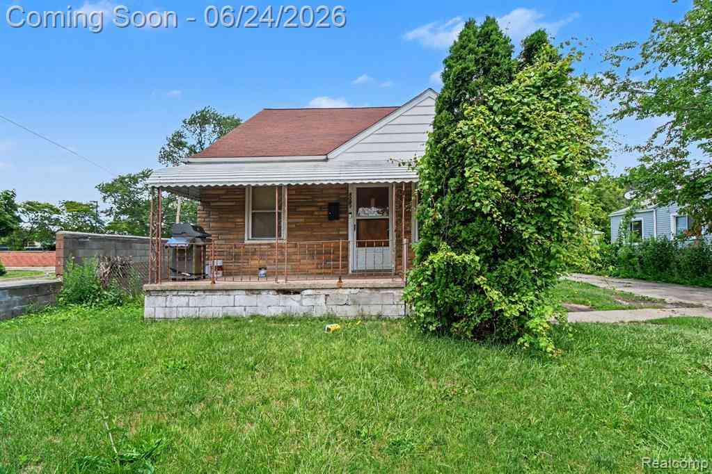 Homes For Sale - 8059 Ford Avenue <br/> Warren, MI 48089