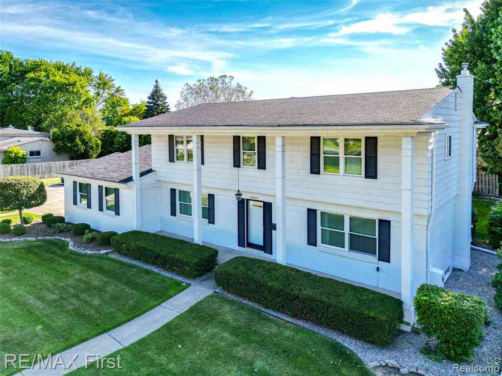 Homes For Sale - 30607 Lorraine Avenue <br/> Warren, MI 48093