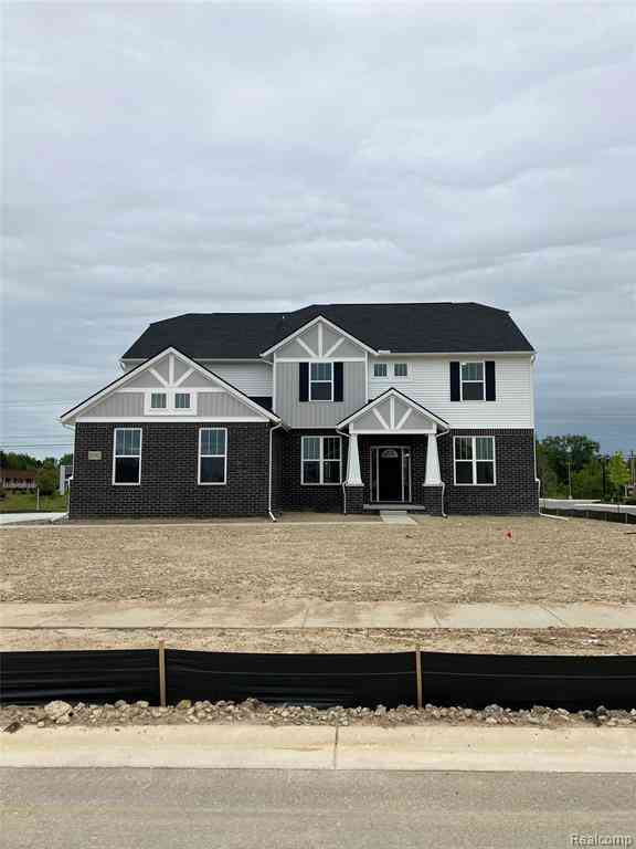 Homes For Sale - 26591 Triple Crown Drive <br/> South Lyon, MI 48178