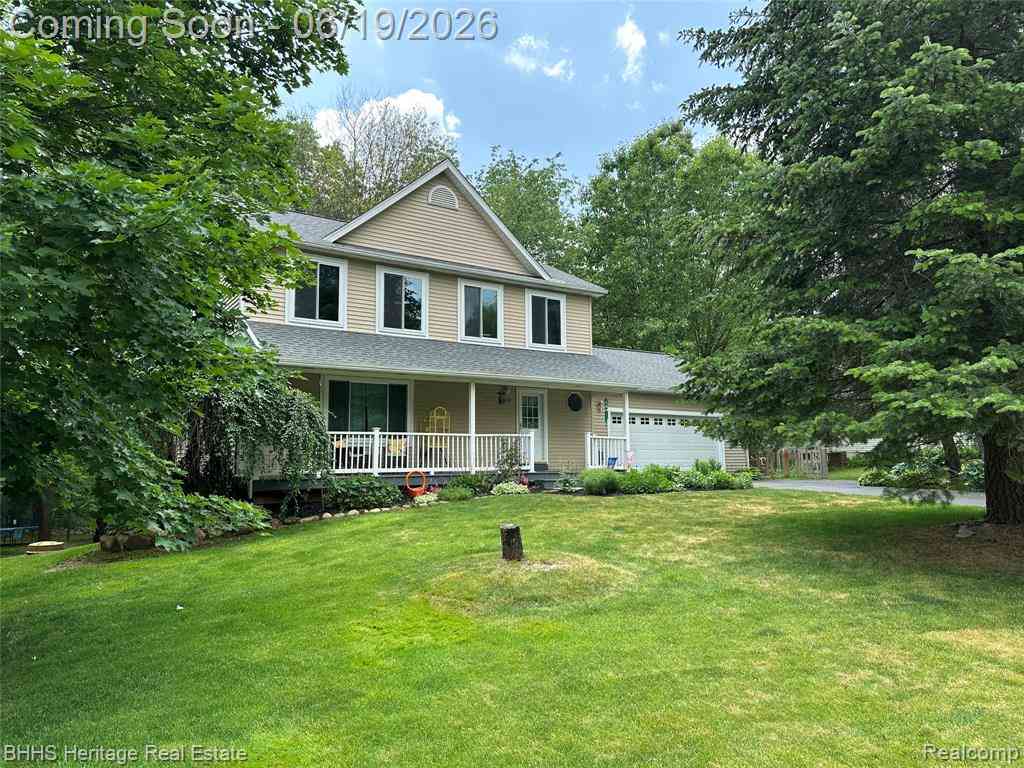 Homes For Sale - 2456 Spartans Trail <br/> Pinckney, MI 48169