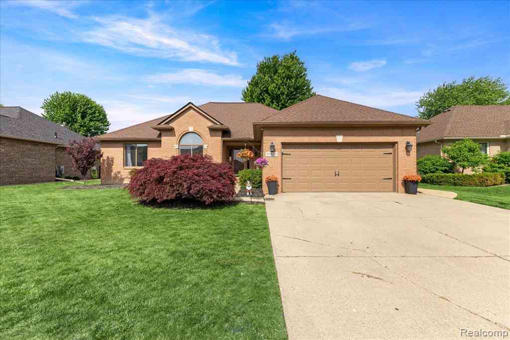 Homes For Sale - 51965 Sequoya Drive <br/> Macomb, MI 48042