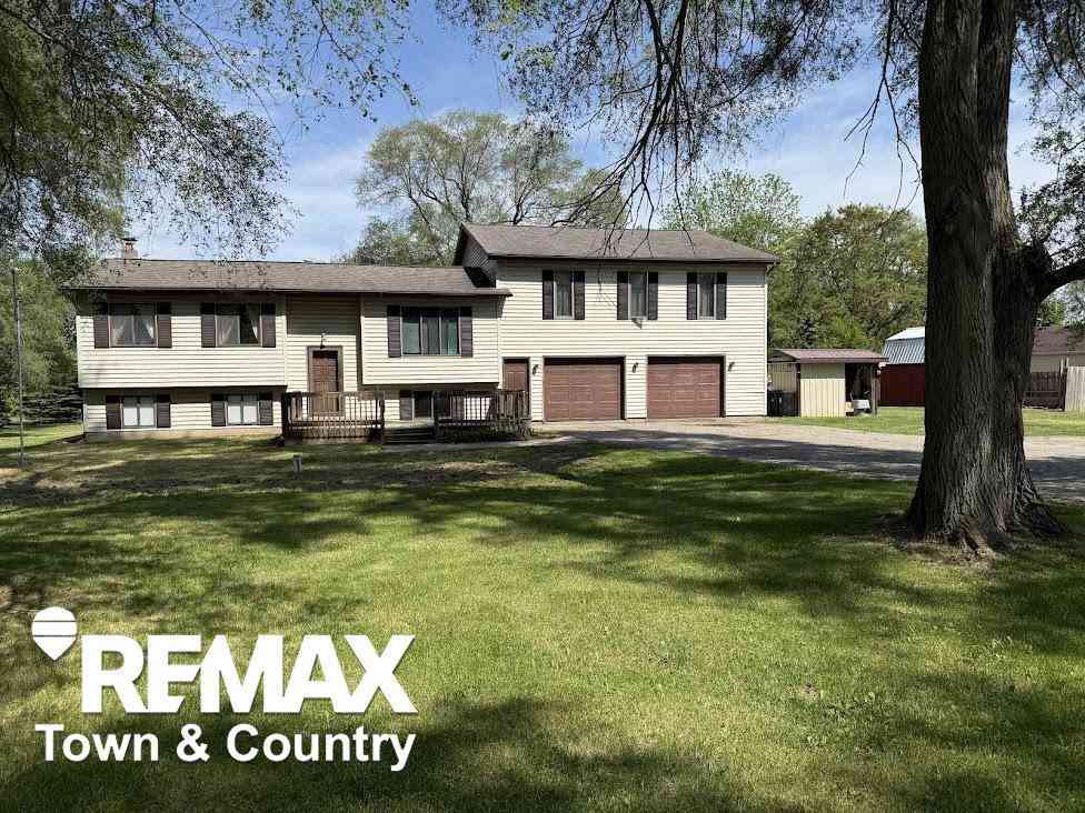 Homes For Sale - 4372 N Gale Road <br/> Davison, MI 48423