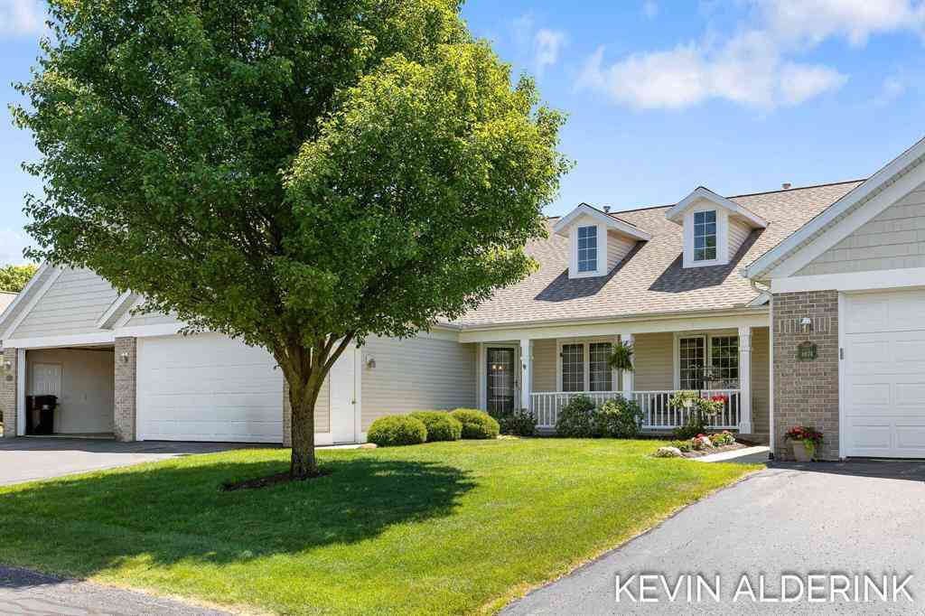 Condo For Sale - 8872 N Peninsula Court <br/> Ottawa County, Zeeland, MI 49464