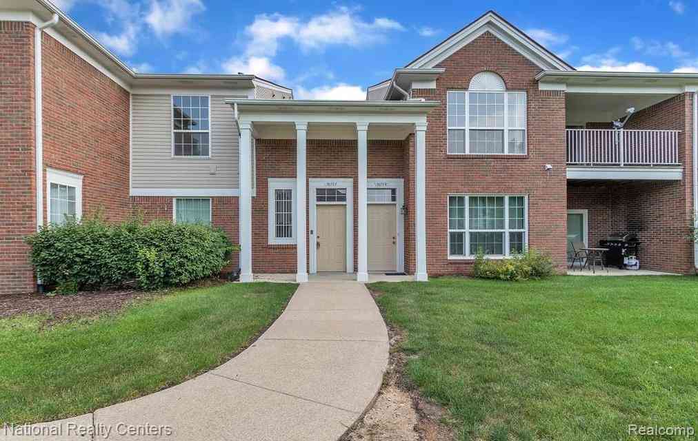 Condo For Sale - 16707 Carriage Way <br/> Northville, MI 48168