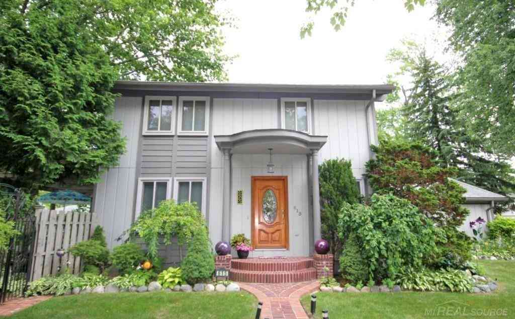 Homes For Rent - 615 Davis Avenue <br/> Birmingham, MI 48009