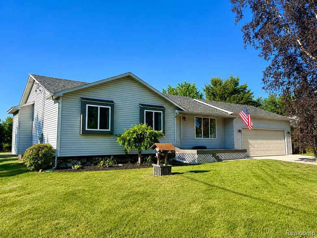 Homes For Sale - 5424 Cook Road <br/> Genesee County, Swartz Creek, MI 48473