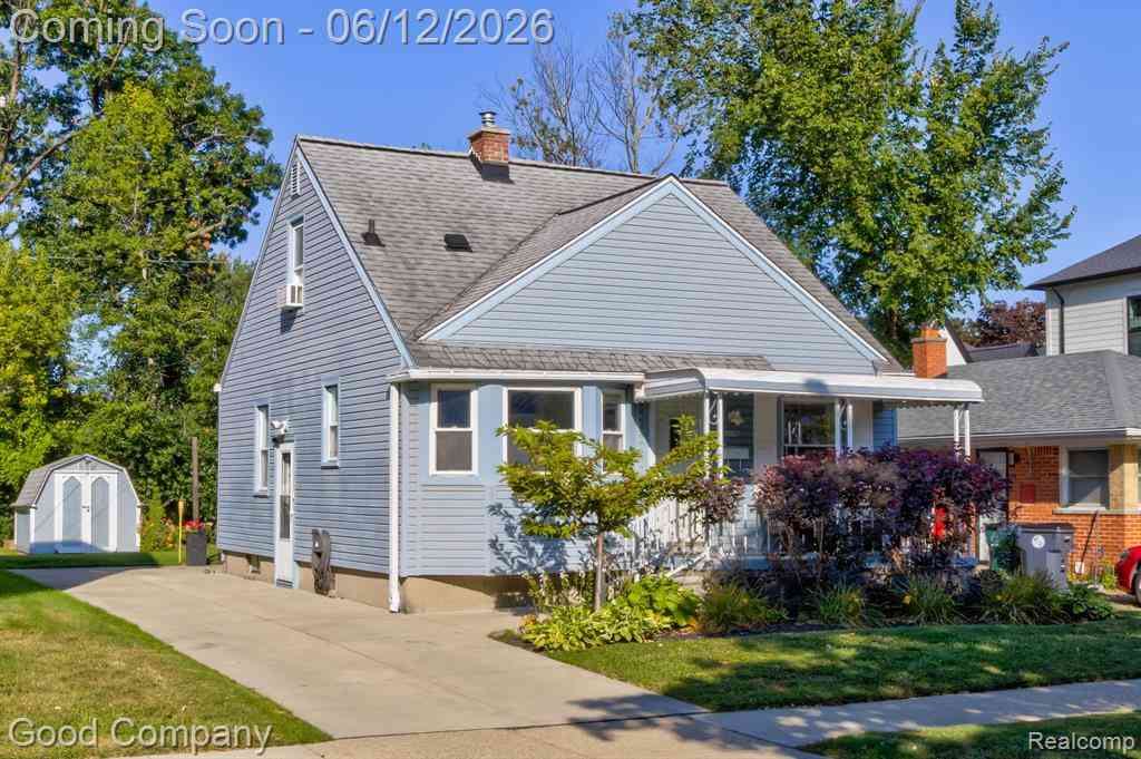 Homes For Sale - 3907 Gardner Avenue <br/> Oakland County, Berkley, MI 48072
