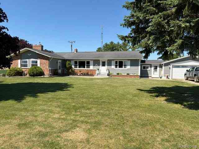 Homes For Sale - 4815 Loree Road <br/> Sanilac County, Deckerville, MI 48427