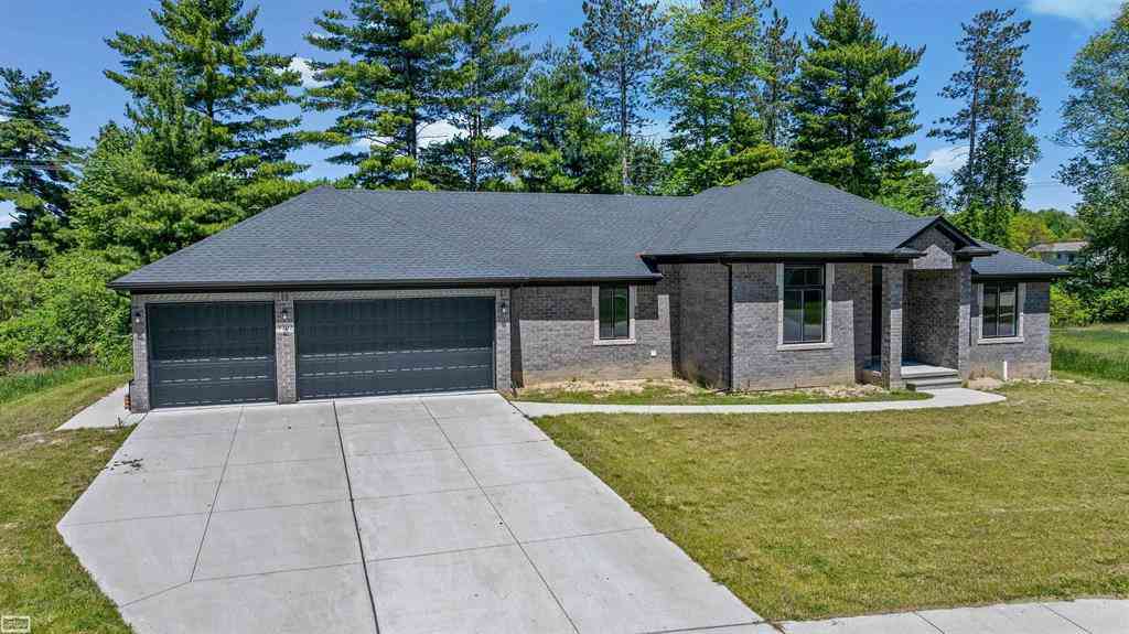 Homes For Sale - 3702 N Athanasia Way <br/> Fort Gratiot, MI 48059
