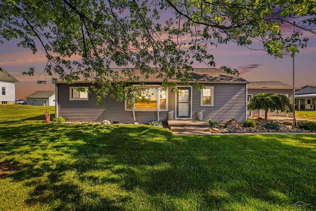 Homes For Sale - 670 Hotchkiss Road <br/> Bay County, Auburn, MI 48611