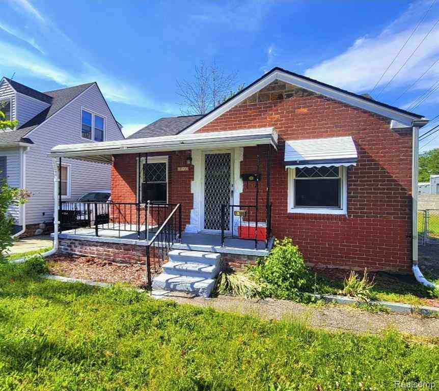 Homes For Sale - 13505 Saint Andrews Avenue <br/> Warren, MI 48089