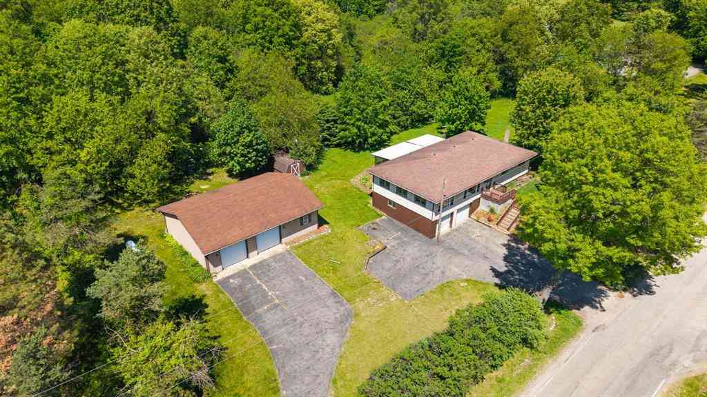 Homes For Sale - 6750 Smith Road <br/> Jackson, MI 49201
