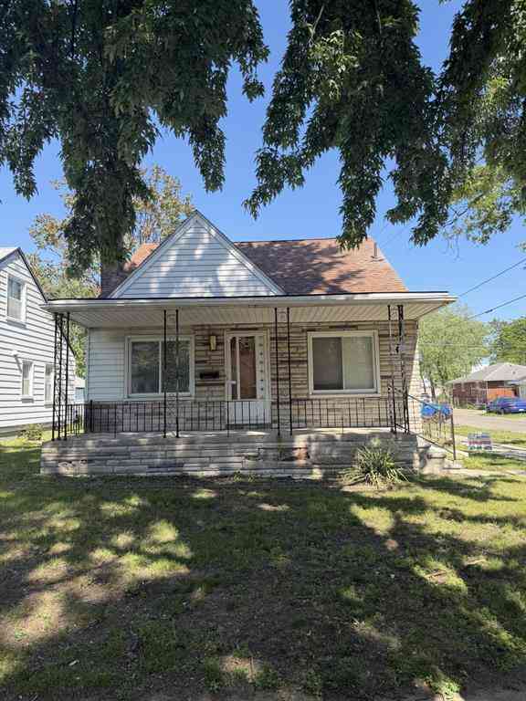 Homes For Sale - 21004 Syracuse Avenue <br/> Macomb County, Warren, MI 48091
